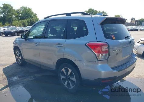 2018 Subaru Forester 2.5I Premium z USA, uszkodzony, nr VIN JF2SJAEC3JH435999